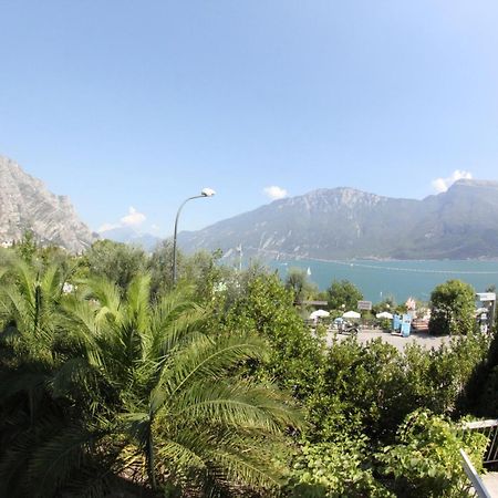Hotel Riviera Panoramic Green Resort Limone sul Garda Pokoj fotografie