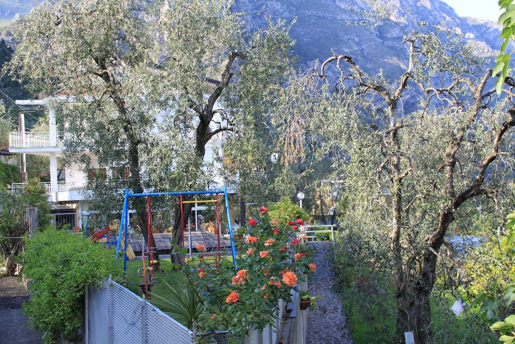 Hotel Riviera Panoramic Green Resort Limone sul Garda Exteriér fotografie